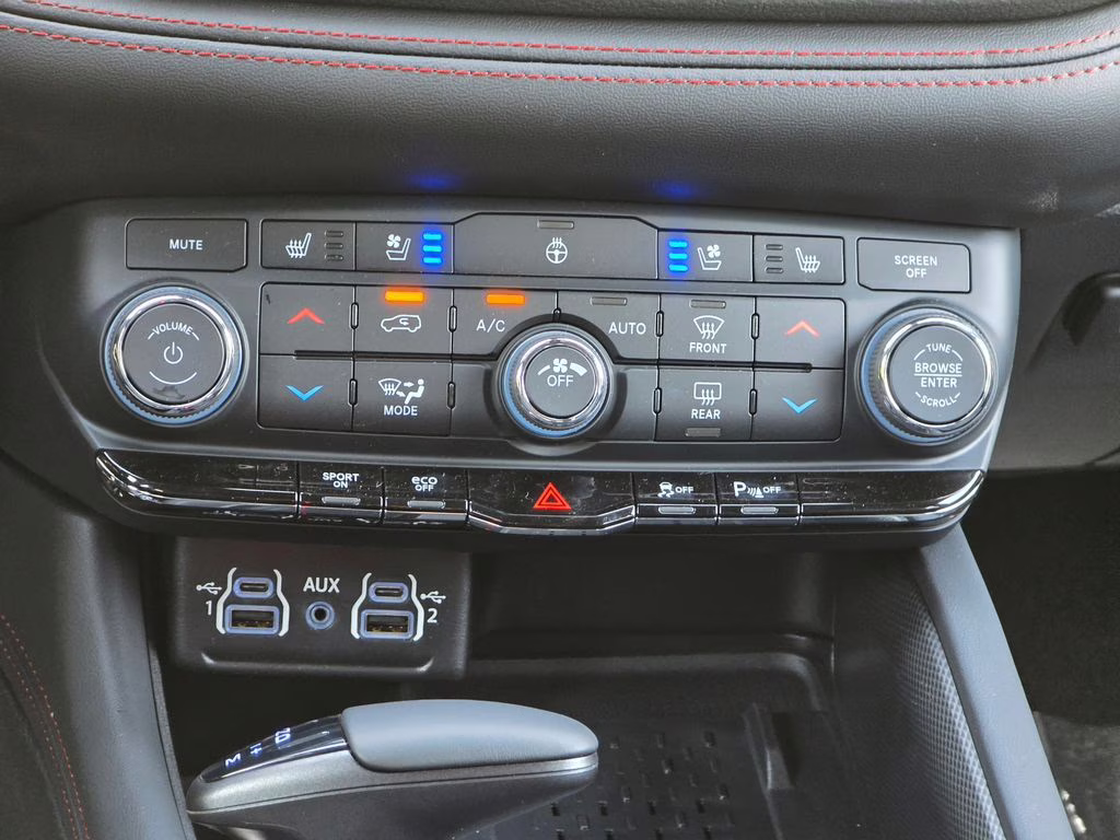 2026 DB Black Crystal Clearcoat Dodge Durango GT Plus HEMI V8 AWD SUV