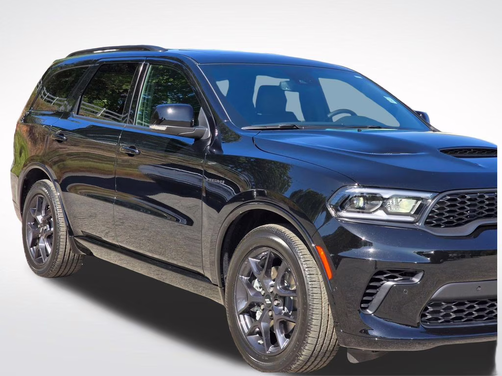 2026 DB Black Crystal Clearcoat Dodge Durango GT Plus HEMI V8 AWD SUV