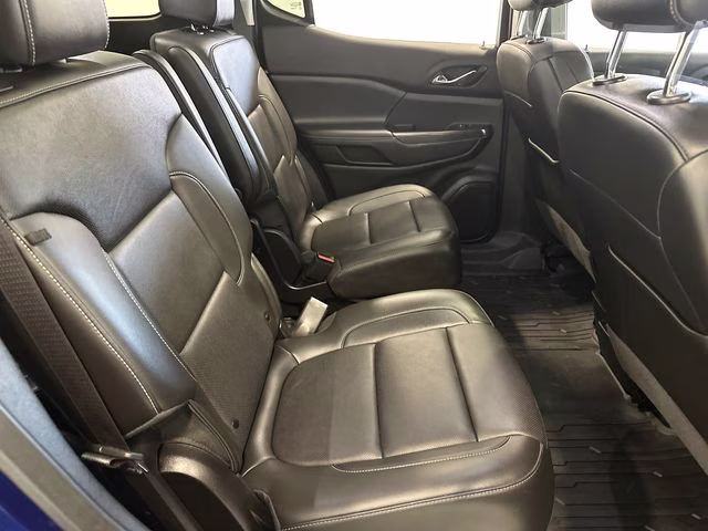 2023 Ultra Blue Metallic GMC Acadia SLT AWD SUV