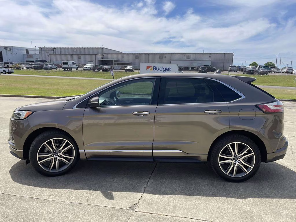 2019 Stone Gray Metallic Ford Edge Titanium FWD SUV