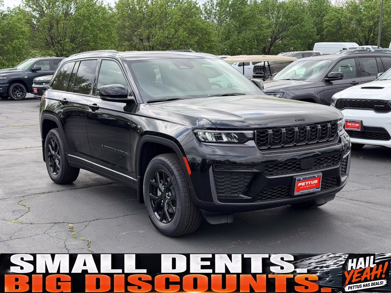2026 Diamond Black Crystal Pearlcoat Jeep Grand Cherokee Laredo Altitude 4X4 SUV