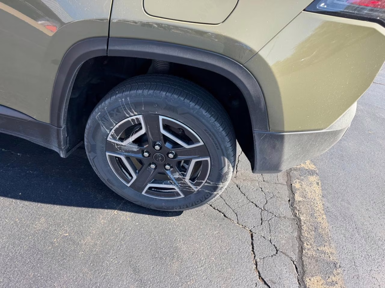 2026 &rsquo;41 Jeep Cherokee Laredo 4X4 SUV