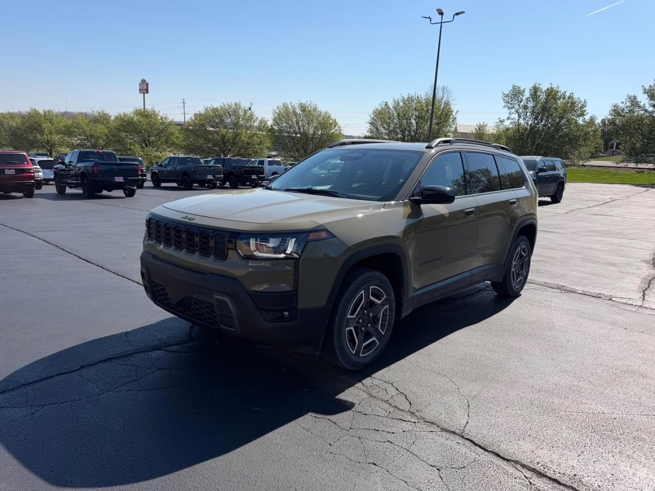 2026 &rsquo;41 Jeep Cherokee Laredo 4X4 SUV