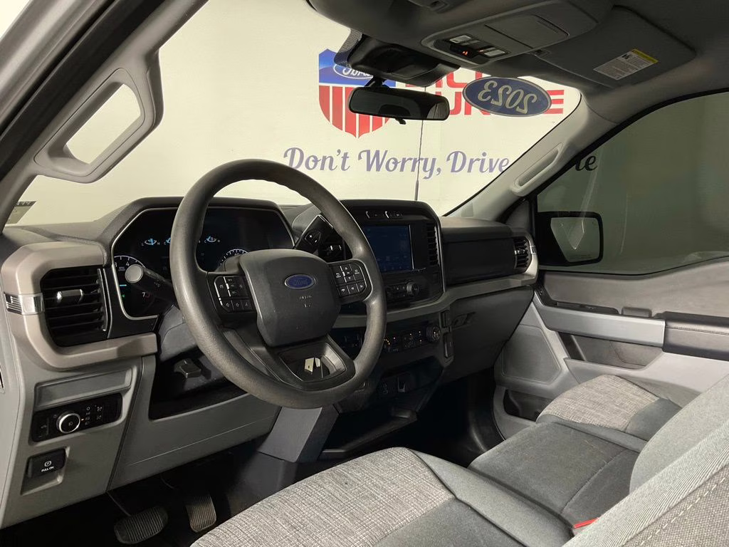 2023 Iconic Silver Metallic Ford F-150 XLT 4X4 Truck