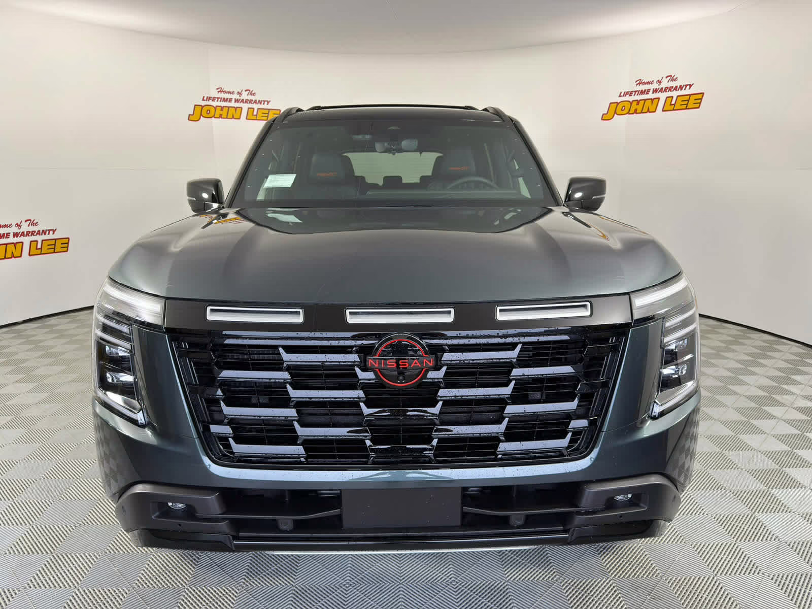2026 Alpine Metallic/Super Black Nissan Armada PRO-4X 4X4 SUV