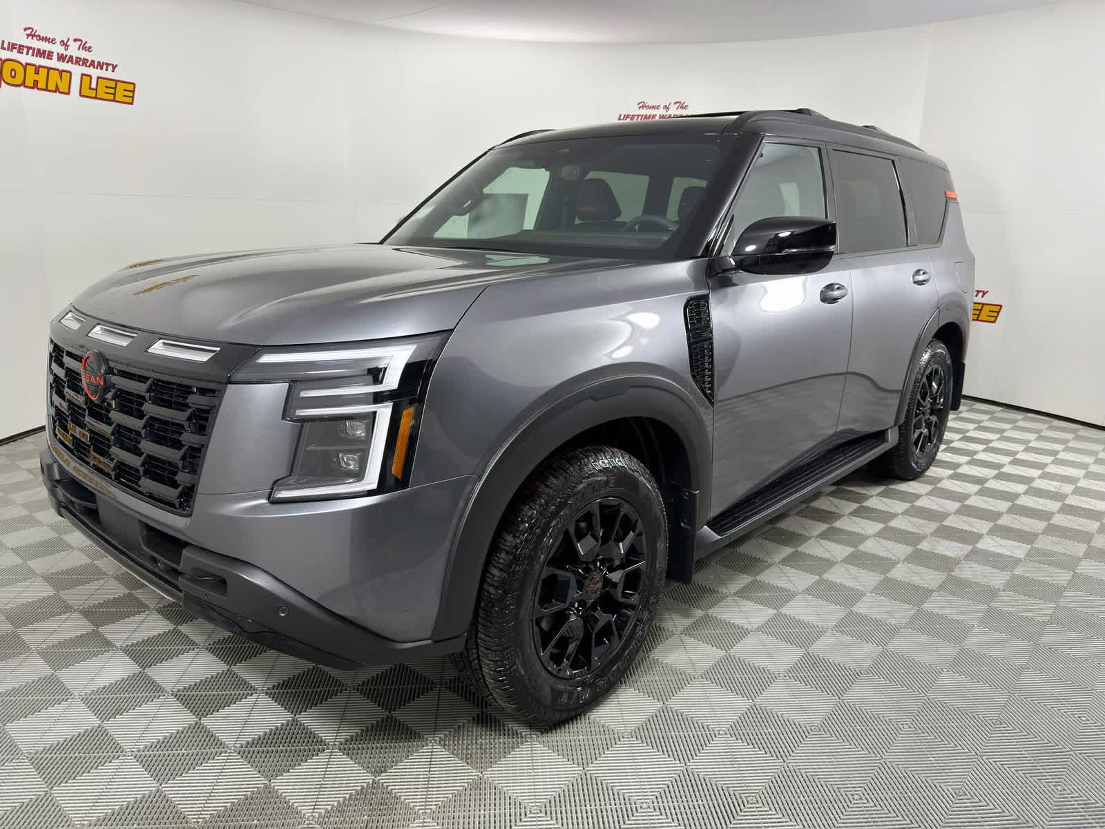 2026 Gun Metallic/Super Black Nissan Armada PRO-4X 4X4 SUV