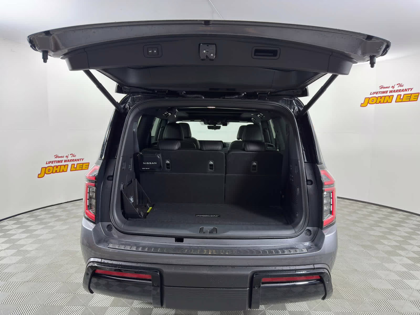2026 Gun Metallic/Super Black Nissan Armada PRO-4X 4X4 SUV