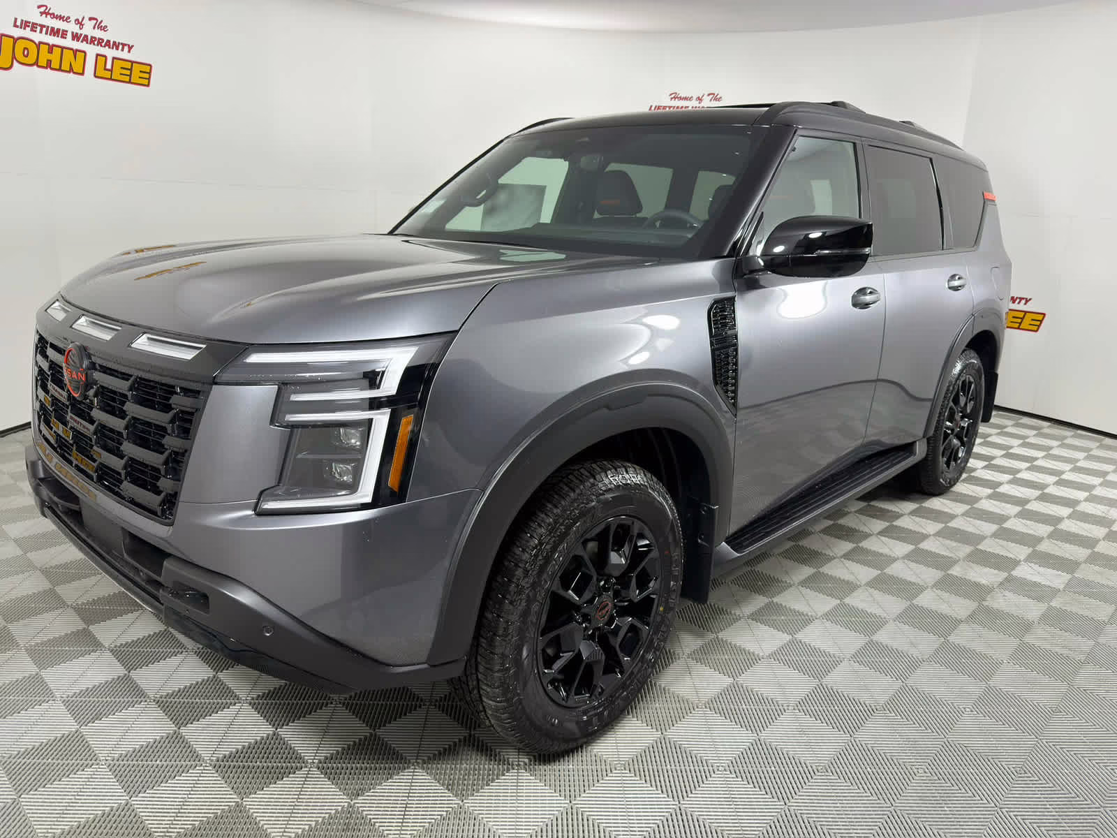 2026 Gun Metallic/Super Black Nissan Armada PRO-4X 4X4 SUV