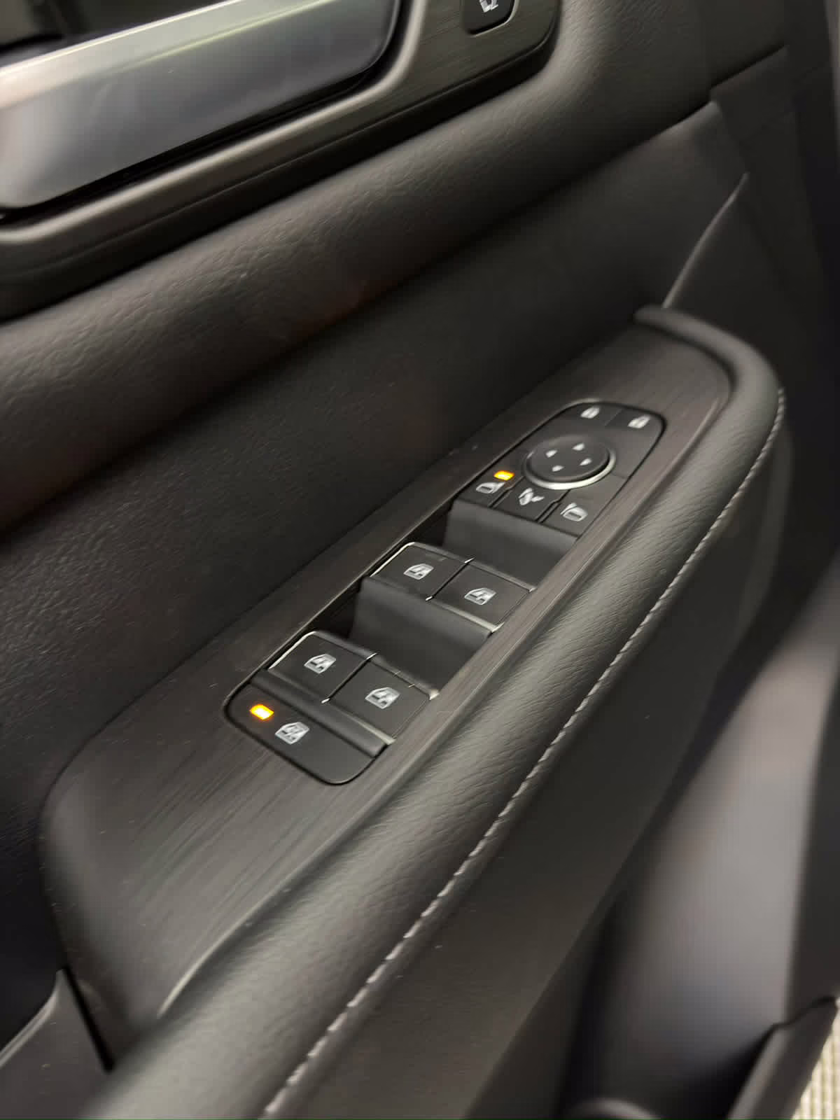 2026 Gun Metallic/Super Black Nissan Armada PRO-4X 4X4 SUV