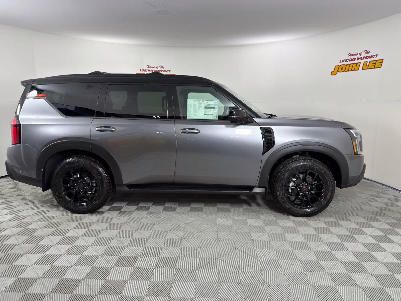 2026 Gun Metallic/Super Black Nissan Armada PRO-4X 4X4 SUV