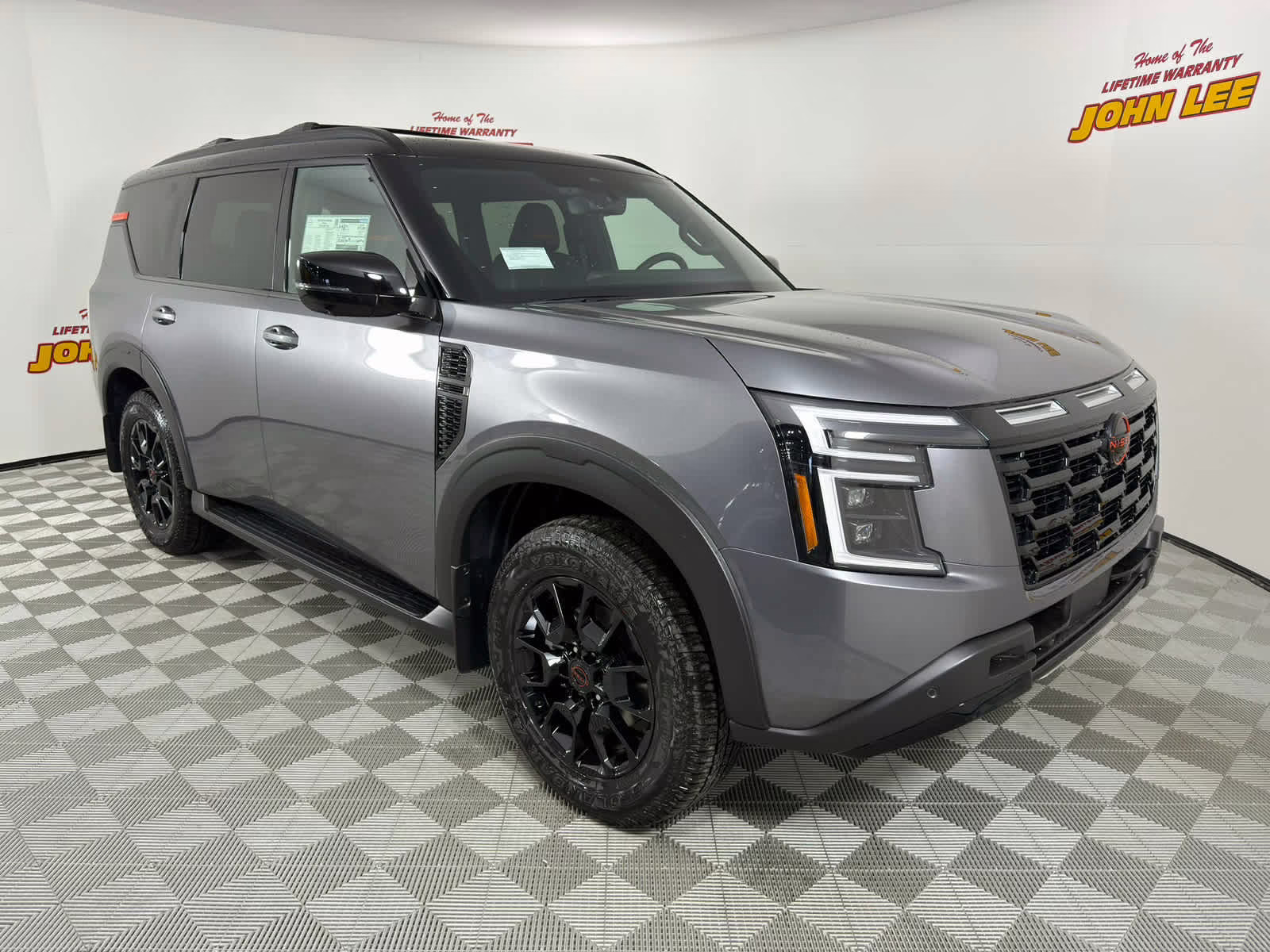 2026 Gun Metallic/Super Black Nissan Armada PRO-4X 4X4 SUV