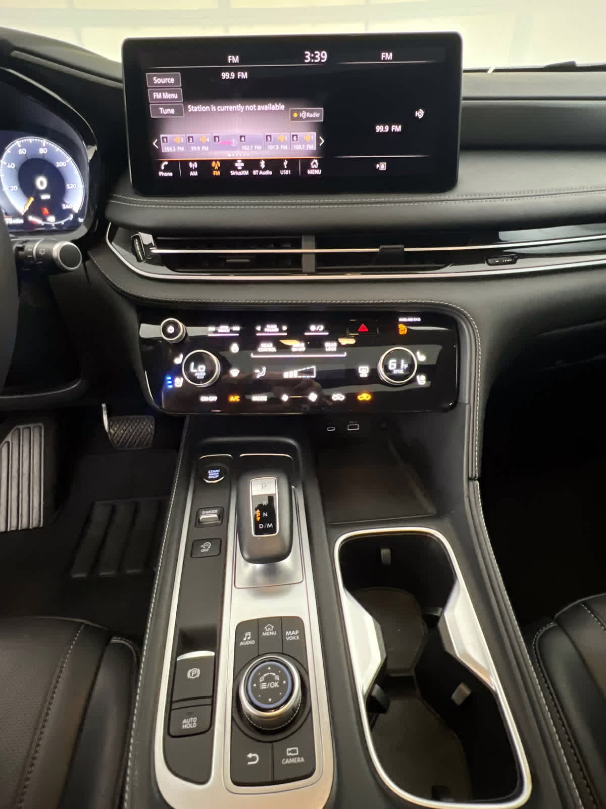 2023 Majestic White INFINITI QX60 LUXE FWD SUV