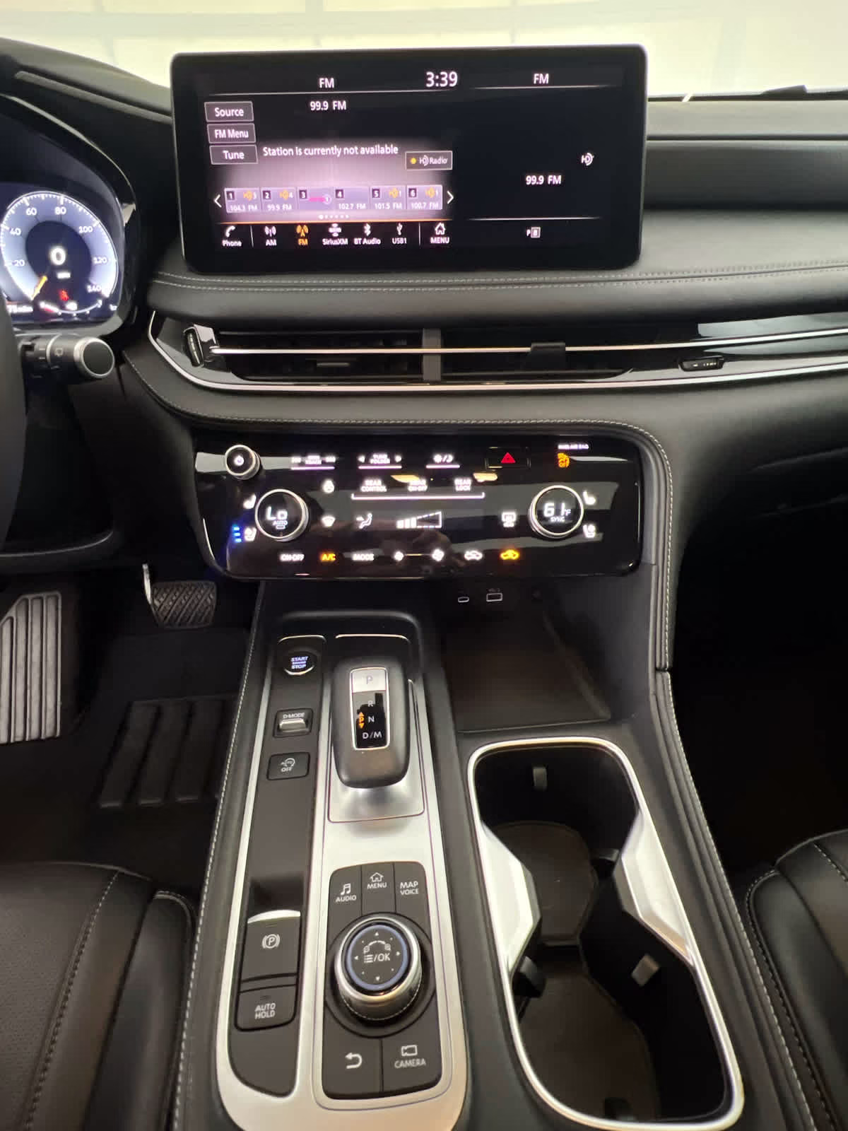 2023 Majestic White INFINITI QX60 LUXE FWD SUV