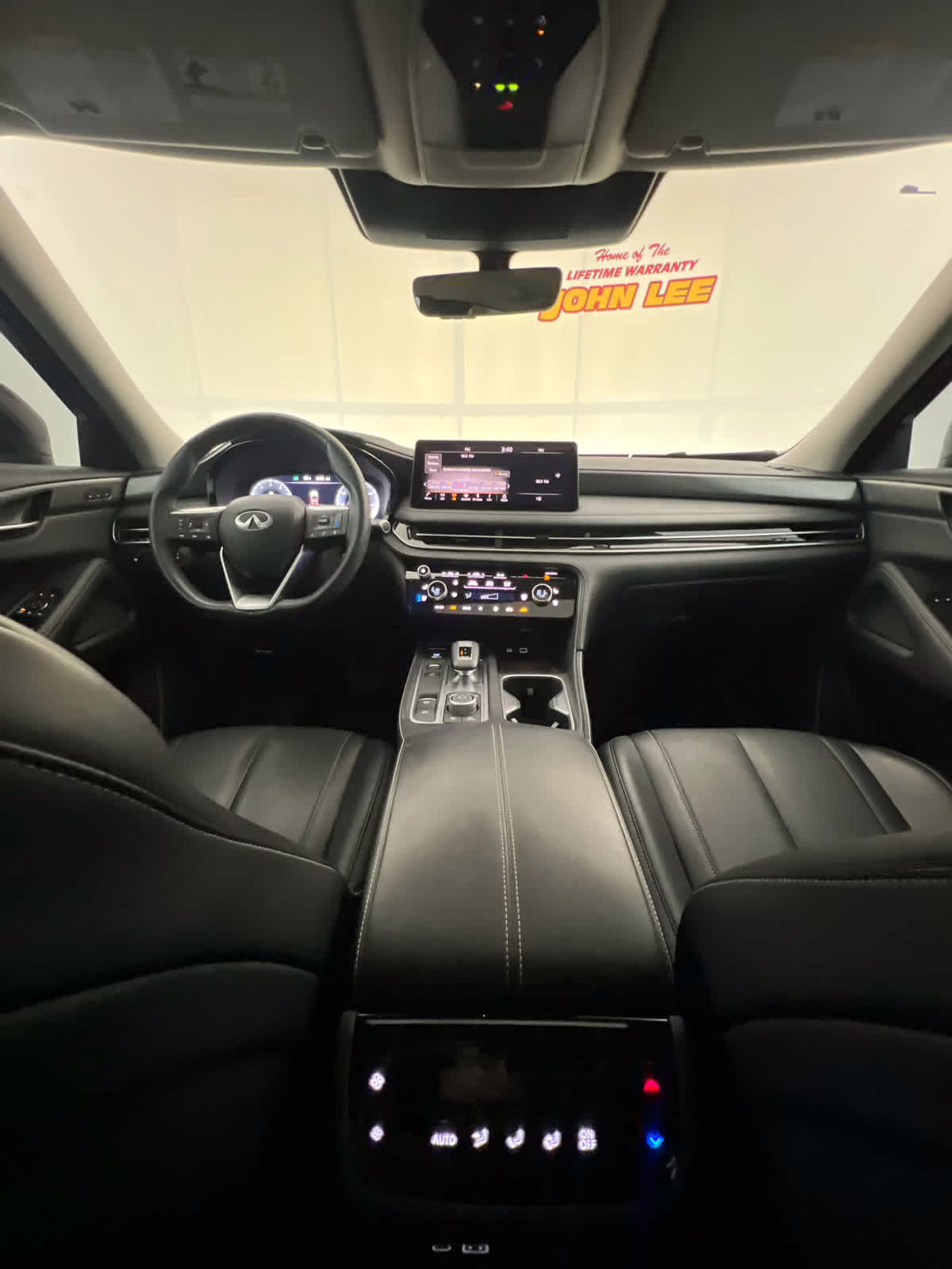 2023 Majestic White INFINITI QX60 LUXE FWD SUV
