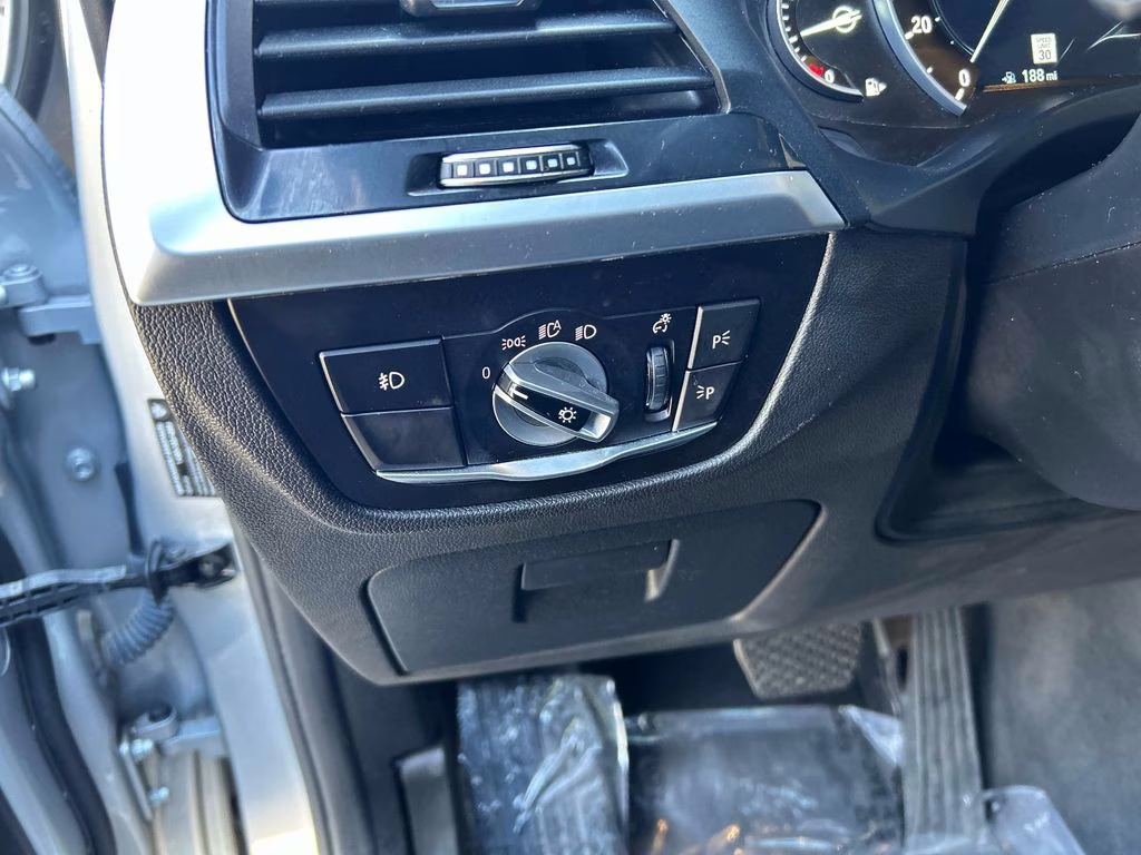 2021 Glacier Silver Metallic BMW X3 xDrive30i AWD SUV