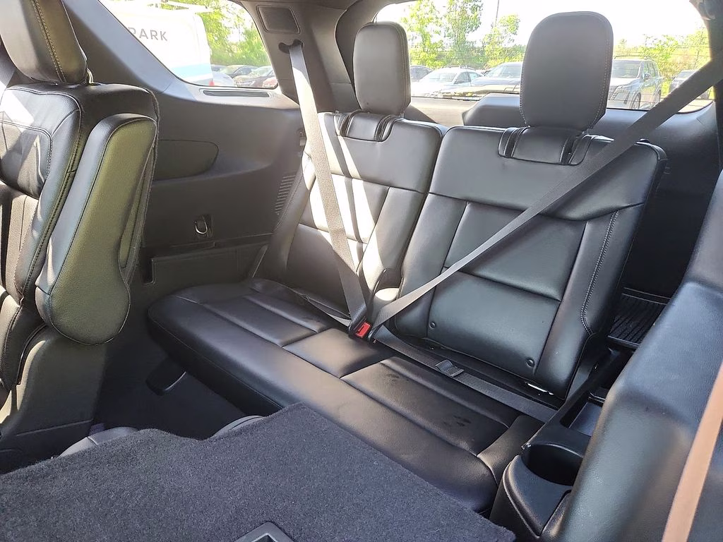 2020 Oxford White Ford Explorer Limited 4X4 SUV