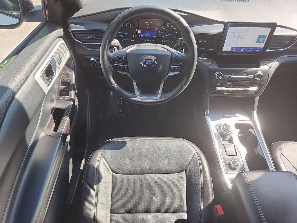 2020 Oxford White Ford Explorer Limited 4X4 SUV