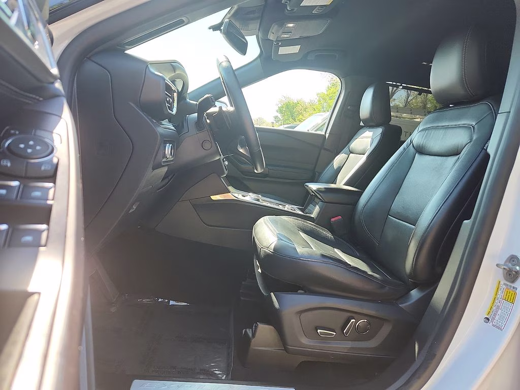 2020 Oxford White Ford Explorer Limited 4X4 SUV