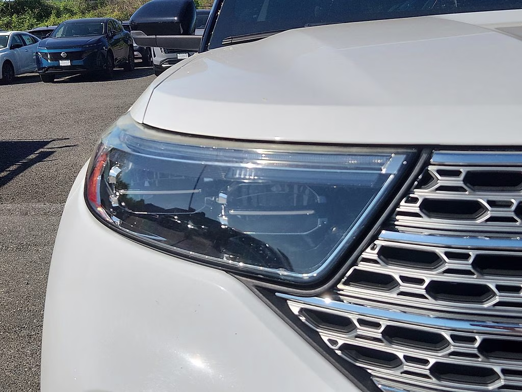 2020 Oxford White Ford Explorer Limited 4X4 SUV