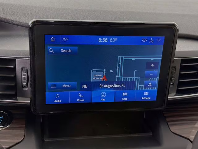 2020 White Metallic Ford Explorer Limited 4X4 SUV