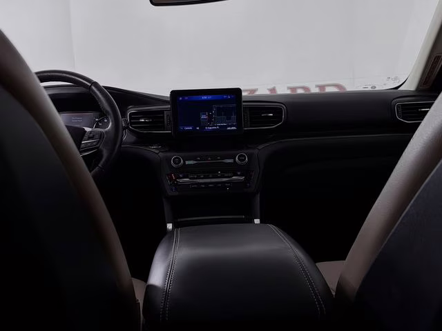 2020 White Metallic Ford Explorer Limited 4X4 SUV