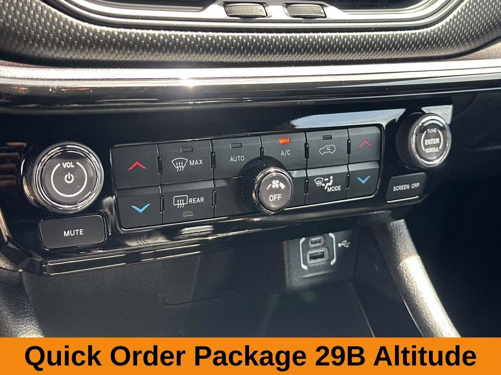 2023 Bright White Clearcoat Jeep Compass Altitude 4X4 SUV