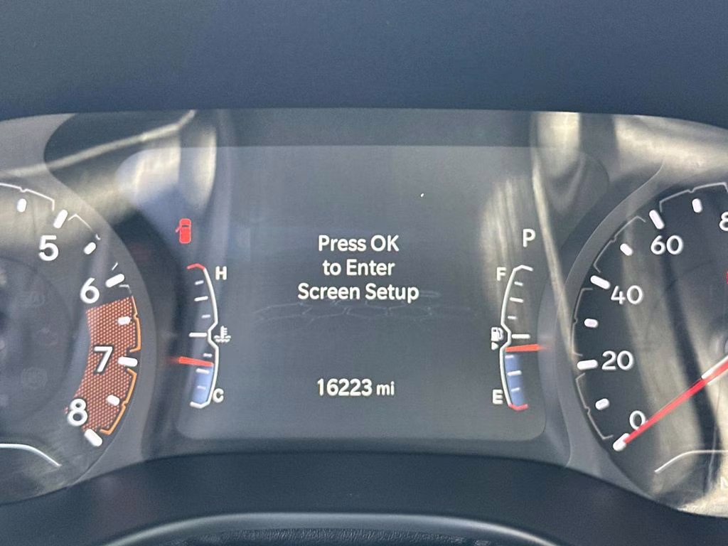 2023 Bright White Clearcoat Jeep Compass Altitude 4X4 SUV