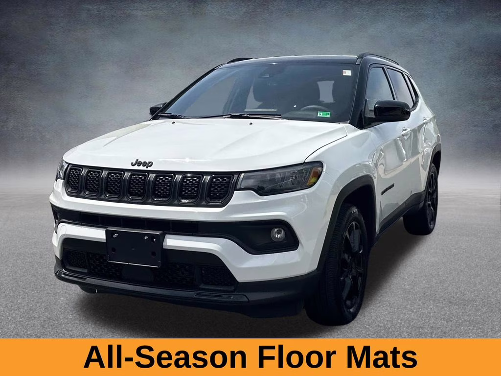 2023 Bright White Clearcoat Jeep Compass Altitude 4X4 SUV