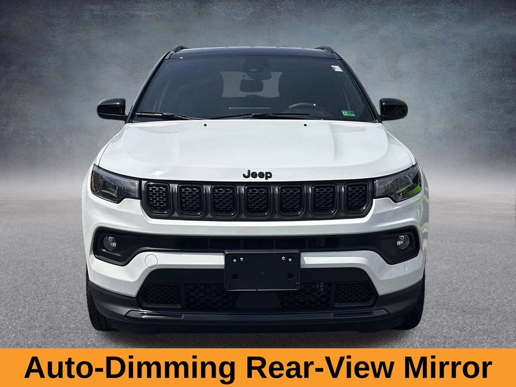 2023 Bright White Clearcoat Jeep Compass Altitude 4X4 SUV