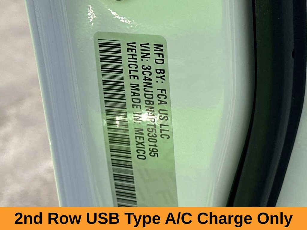 2023 Bright White Clearcoat Jeep Compass Altitude 4X4 SUV