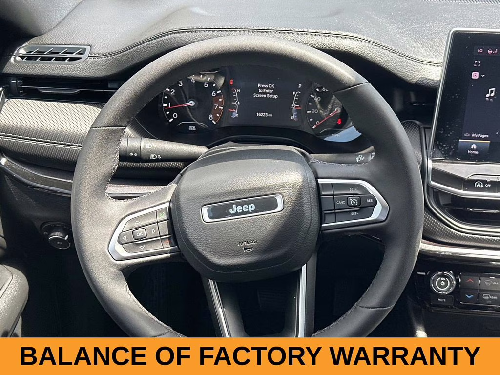 2023 Bright White Clearcoat Jeep Compass Altitude 4X4 SUV