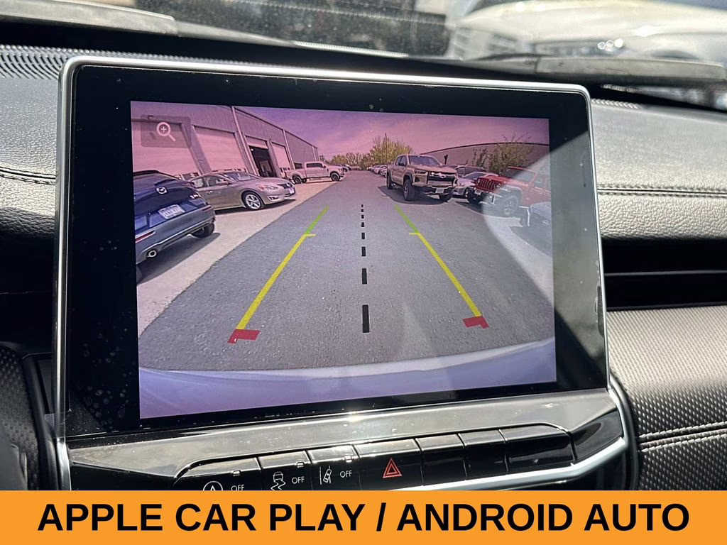 2023 Bright White Clearcoat Jeep Compass Altitude 4X4 SUV