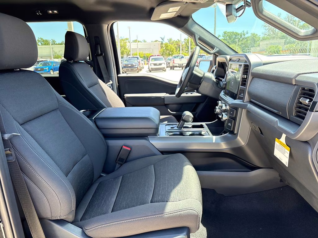 2026 Antimatter Blue Metallic Ford F-150 XLT 4X4 Truck