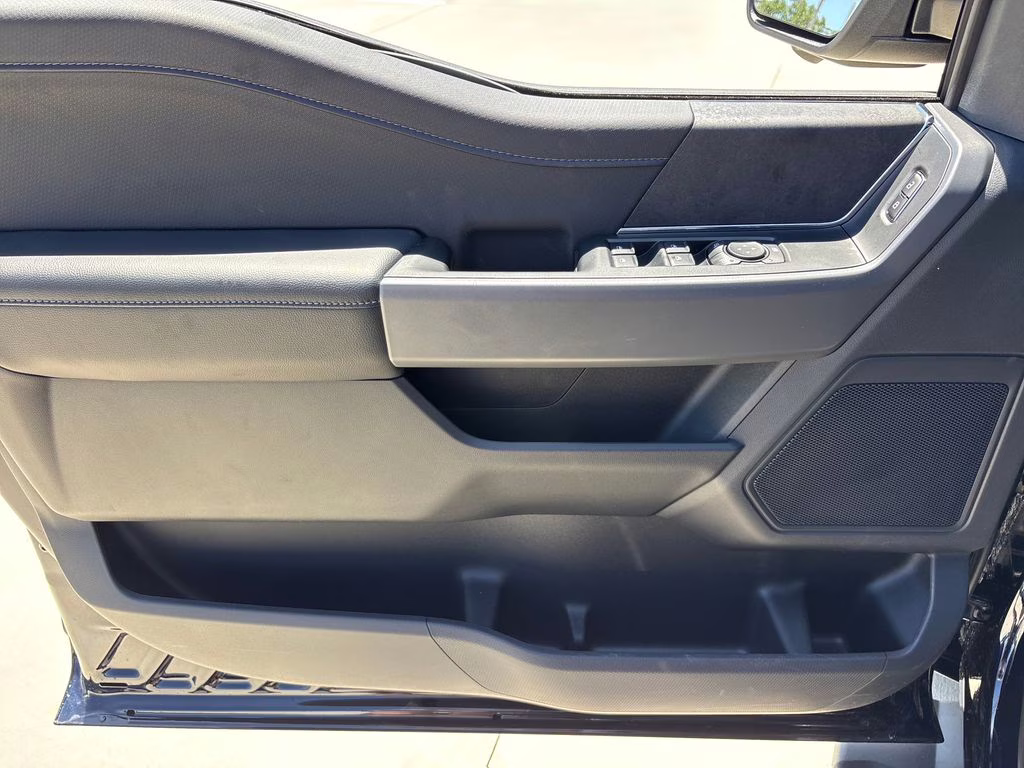 2026 Antimatter Blue Metallic Ford F-150 XLT 4X4 Truck