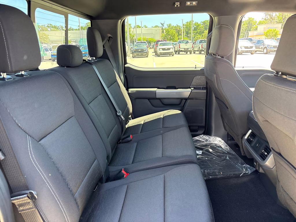 2026 Antimatter Blue Metallic Ford F-150 XLT 4X4 Truck