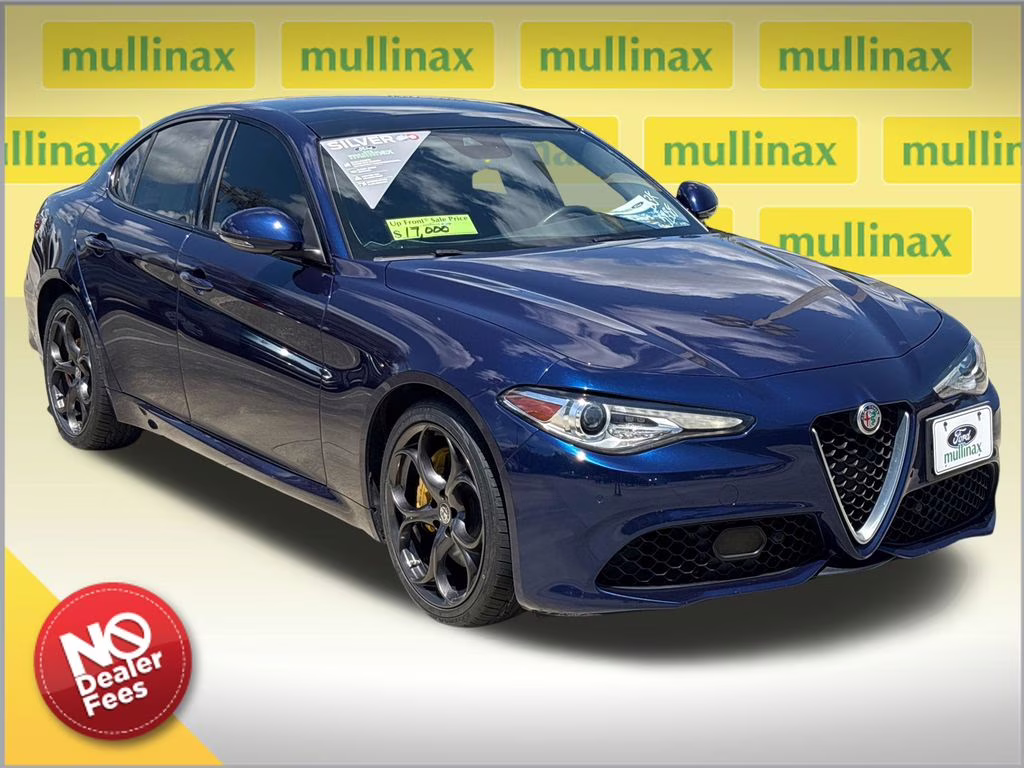 2018 Montecarlo Blue Metallic Alfa Romeo Giulia Ti Sport AWD Sedan
