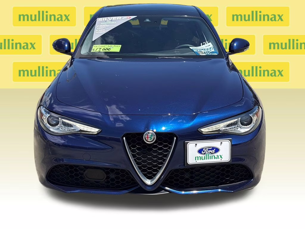 2018 Montecarlo Blue Metallic Alfa Romeo Giulia Ti Sport AWD Sedan