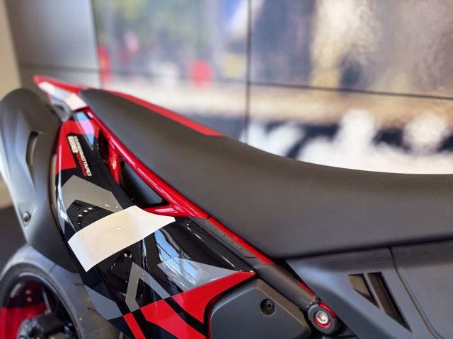 2026 RVE LIVERY Ducati HYPERMOTARD 698 MONO RVE