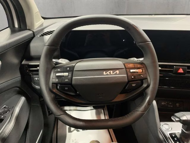 2026 Glacial White Pearl Kia Sportage LX AWD SUV