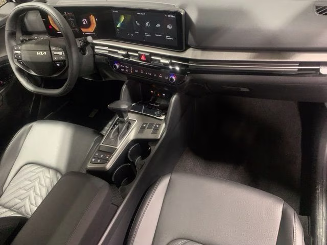 2026 Glacial White Pearl Kia Sportage X-Line AWD SUV