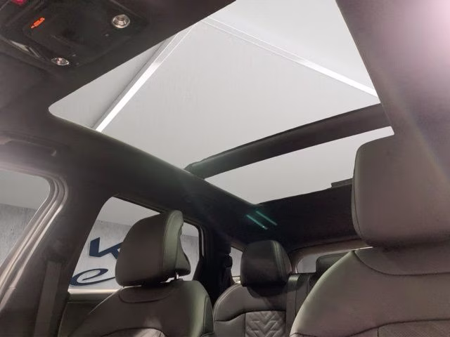 2026 Glacial White Pearl Kia Sportage X-Line AWD SUV