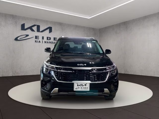 2026 Fusion Black Kia Seltos S AWD SUV