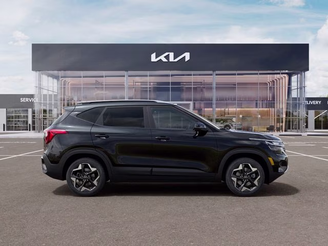 2026 Fusion Black Kia Seltos S AWD SUV