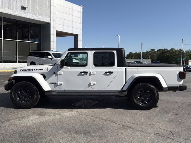 2023 Bright White Clearcoat Jeep Gladiator Texas Trail 4X4 Truck