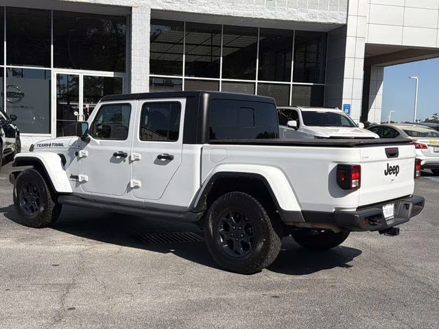 2023 Bright White Clearcoat Jeep Gladiator Texas Trail 4X4 Truck