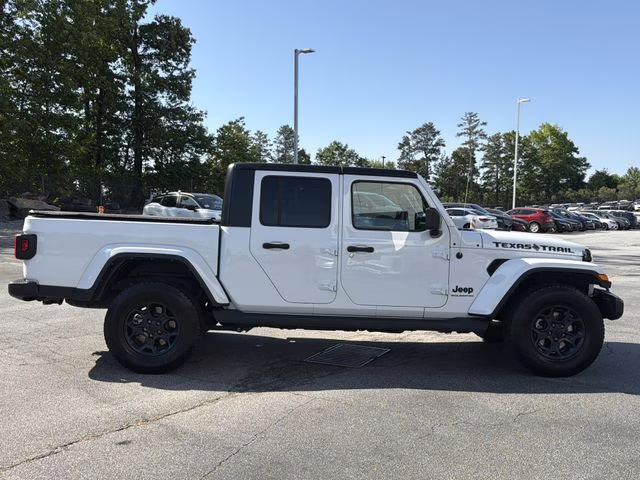 2023 Bright White Clearcoat Jeep Gladiator Texas Trail 4X4 Truck