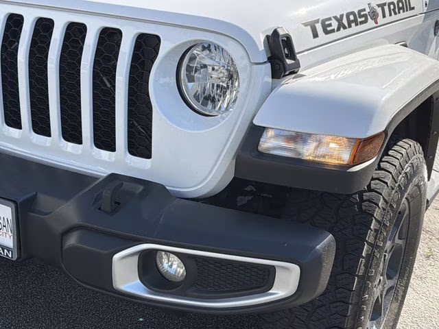 2023 Bright White Clearcoat Jeep Gladiator Texas Trail 4X4 Truck