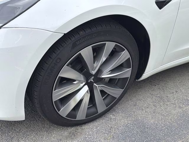 2023 White Tesla Model 3 Base RWD Sedan