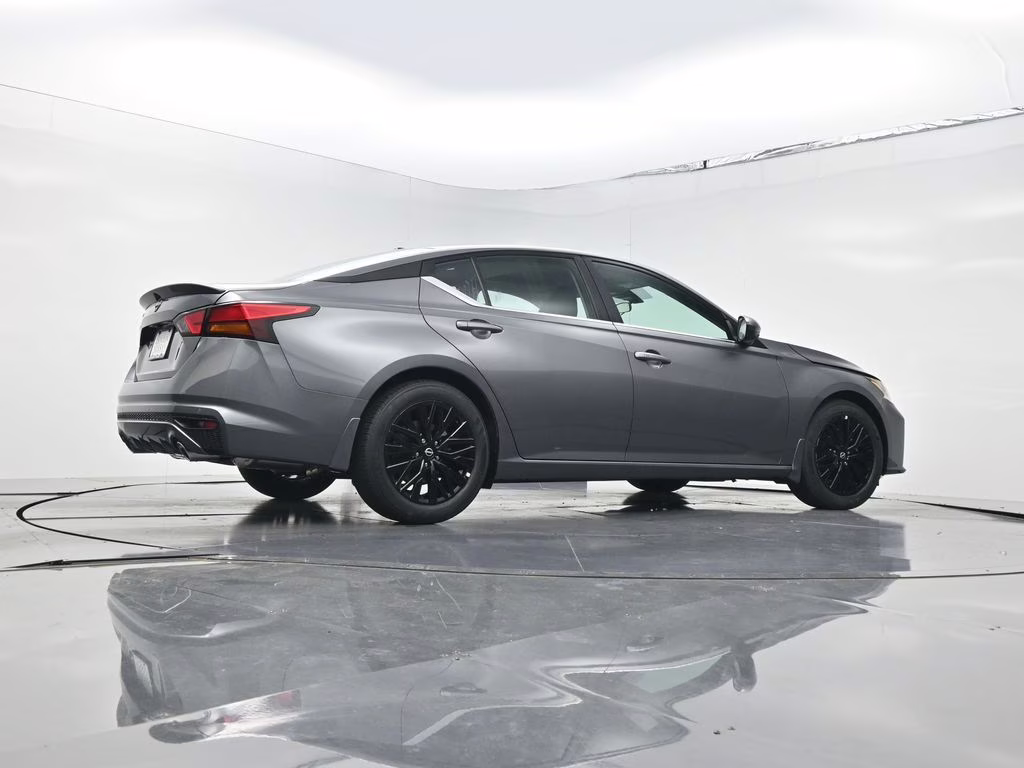 2026 Gun Metallic Nissan Altima 2.5 SV FWD Sedan