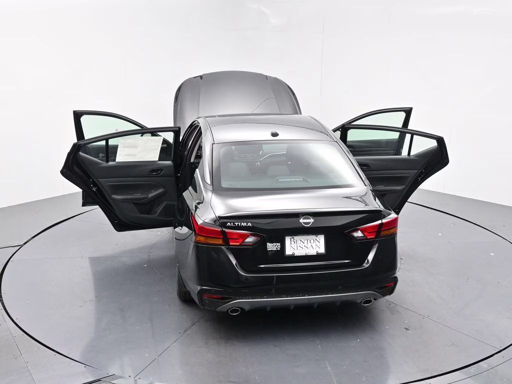 2026 Super Black Clearcoat Nissan Altima 2.5 SV FWD Sedan